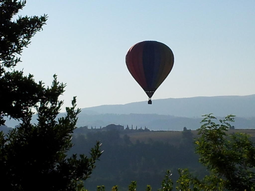Agriturismo La Torraccia Τόντι Εξωτερικό φωτογραφία