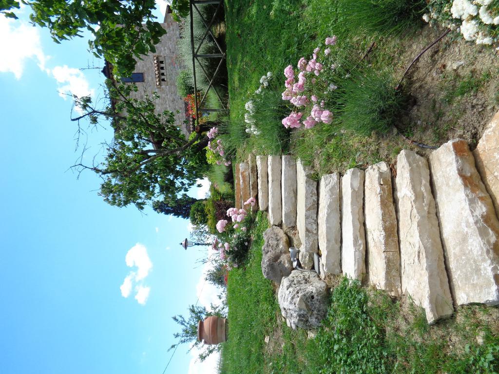 Agriturismo La Torraccia Τόντι Εξωτερικό φωτογραφία