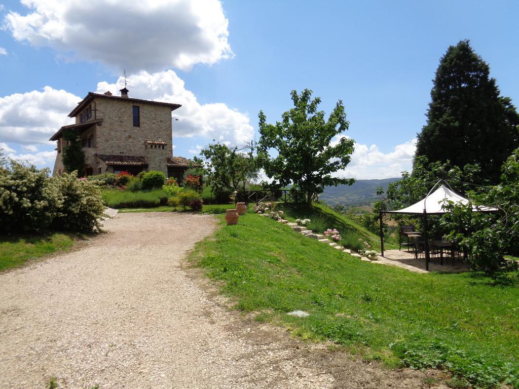 Agriturismo La Torraccia Τόντι Εξωτερικό φωτογραφία